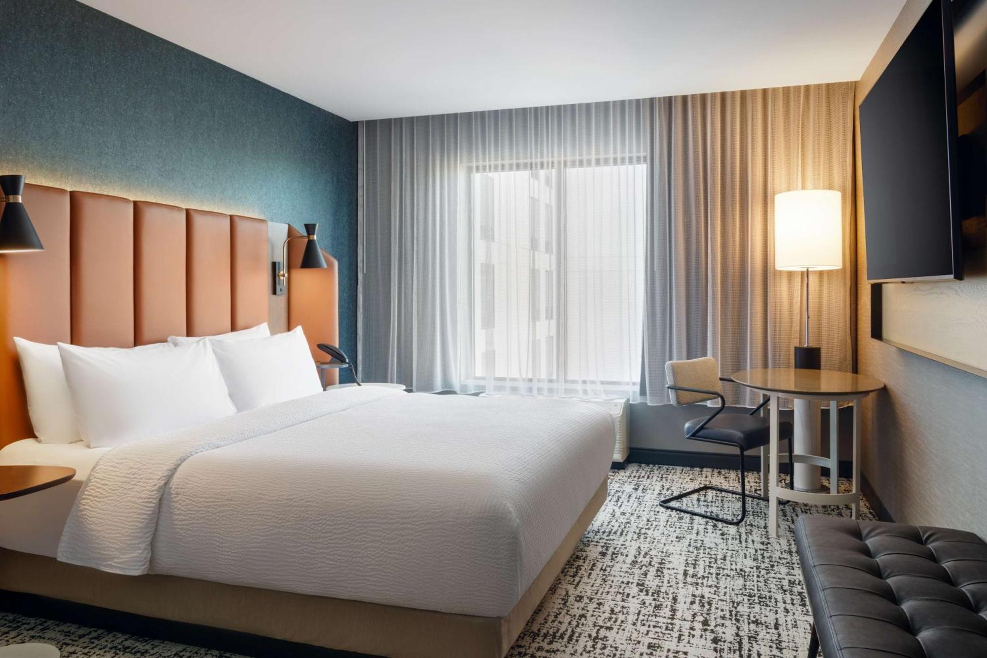 Tempo By Hilton Raleigh Downtown Hotell Exteriör bild